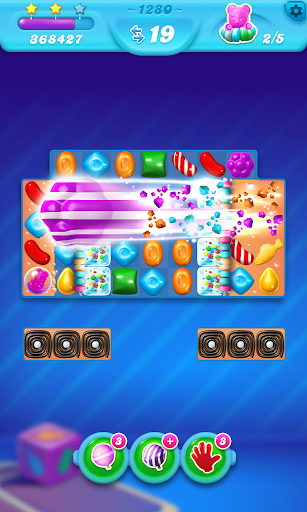Candy Crush Soda Saga — level complete screenshot